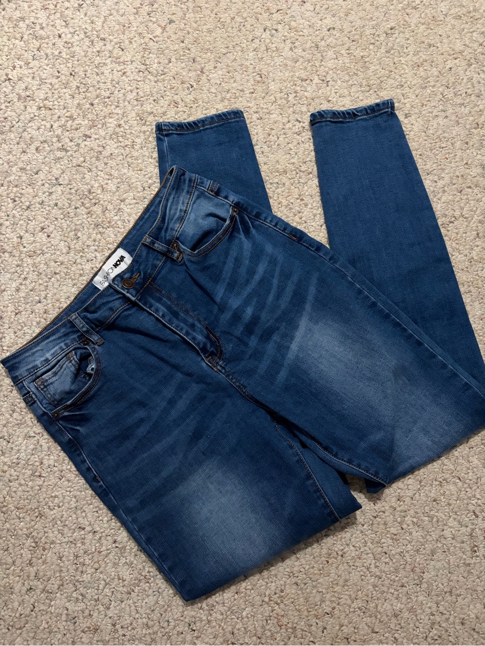 Fashion nova skinny jeans